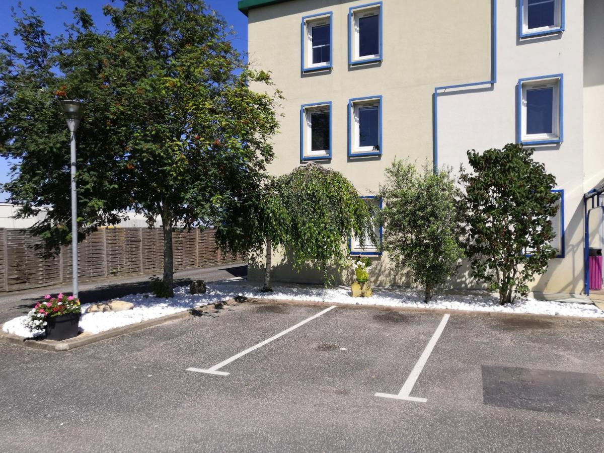 Hotel M&R Ifs Bagian luar foto