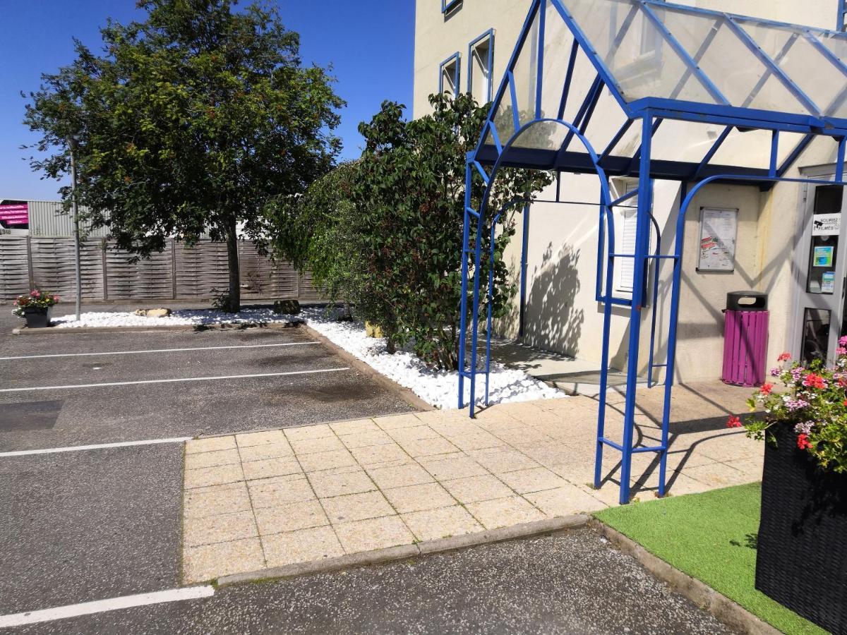 Hotel M&R Ifs Bagian luar foto