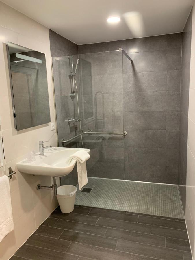 Hotel M&R Ifs Bagian luar foto