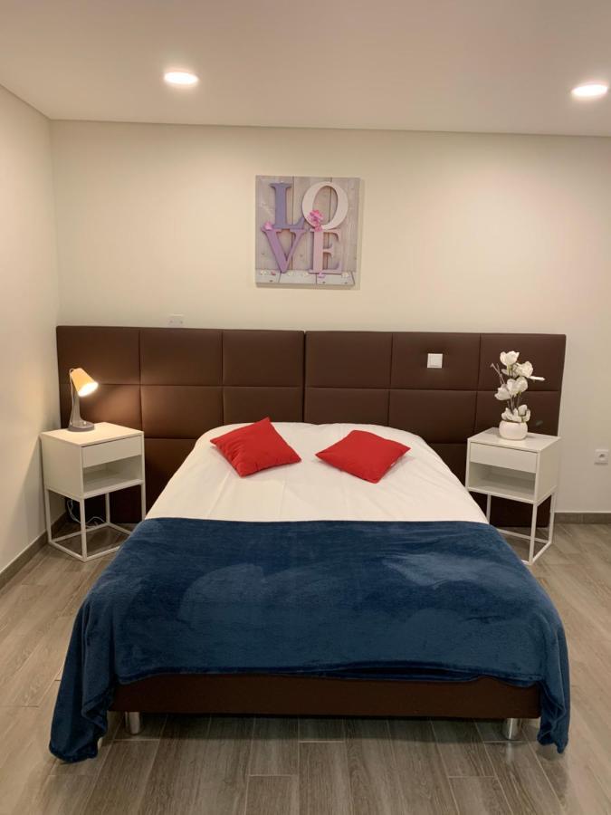 Hotel M&R Ifs Bagian luar foto
